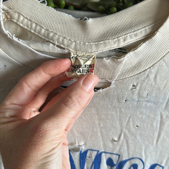 Vintage distressed Las Vegas tee - Picture 3 of 6